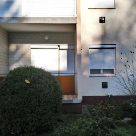 Fuesti Fecske Apartman Hajdúszoboszló Eksteriør bilde
